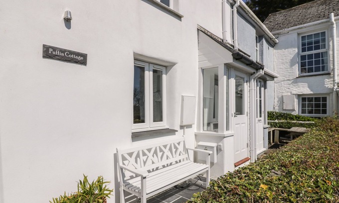 St. Mawes Cabaña | PUFFIN COTTAGE, country holiday cottage, with open fire in St Mawes