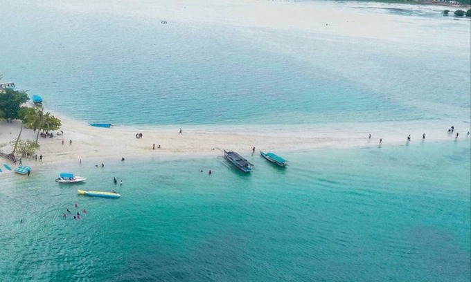 Rajabasa Casa | Pulau Mahitam Resort & Cottage By Hotelku