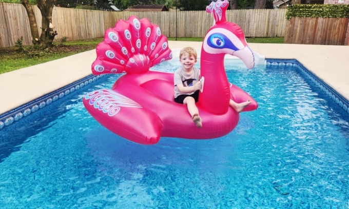 Summerville Casa | Pumba's Pad-Summerville-PRIVATE POOL-GAME ROOM-DOGS OK
