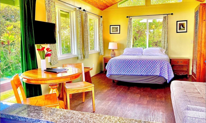 Pahoa Apartamento | Puna Rainforest Hot Spring Retreat - Green Bamboo Cottage