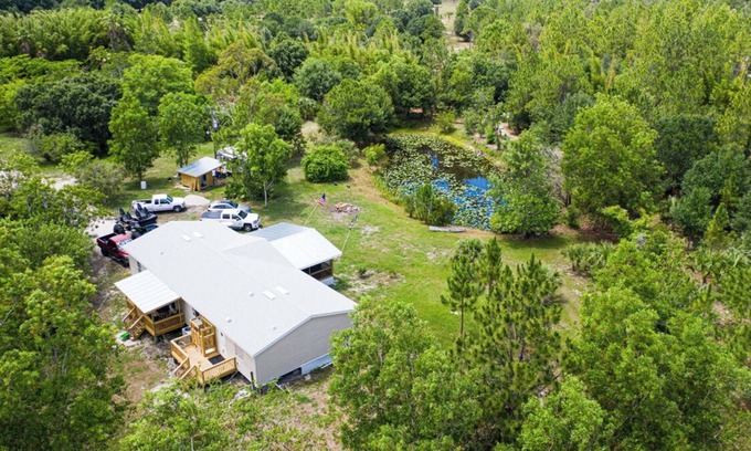 Punta Gorda Casa | Punta Gorda Botanical Retreat & Nursery