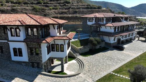 Albania Casa | Pupa Winery Serene Stay
