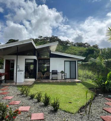 Ciudad Cortés Casa | Pura Vida Beach House