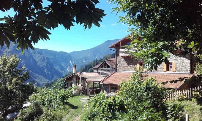 Caldonazzo Apartamento | Pure nature in Trentino - apartment with terrace & mountain views near Lake Caldonazzo!