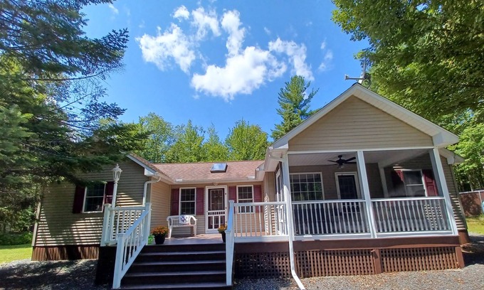 Athens Casa | Pure relaxation, fresh air and lots of privacy. Lakes and waterfalls nearby.