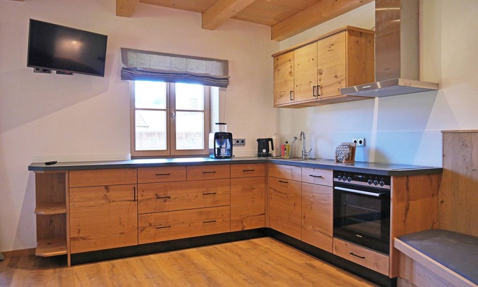 Hohenreuth Apartamento | Pure relaxation in the Almbach vacation apartment: enjoyment of nature and coziness combined
