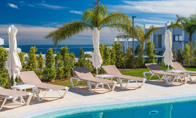 Puerto de la Duquesa Apartamento | Pure South 2111 Beach & Golf