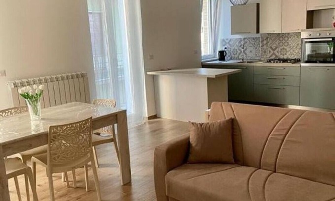 Paese Alto Apartamento | Purple Holiday House