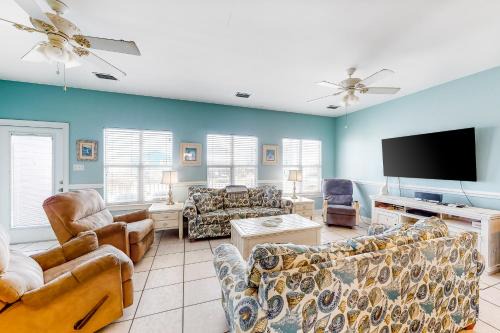 Southpointe Casa | Purple House East and West