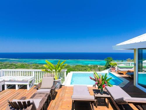 Antoneys Cay Casa | Purple Palace