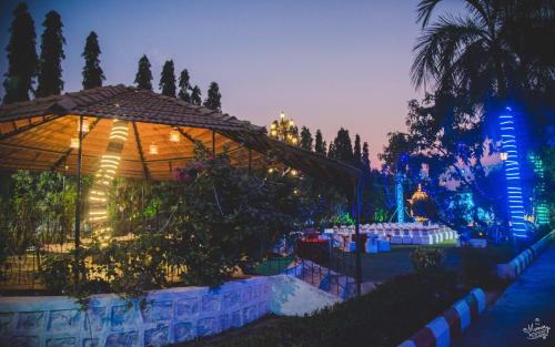 Navi Mumbai Complejo | Pushp Vatika Resort & Lawns
