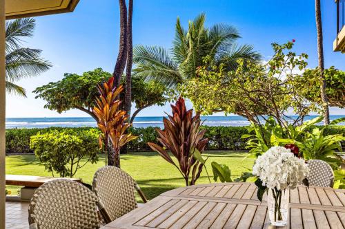 Historic Lahaina Front Street Casa | Puunoa Beach Estates 103
