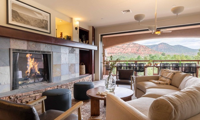 West Sedona Cabaña | Pyramid by Avantstay Luxe Sedona Mansion w/ Views, 7mins to Downtown