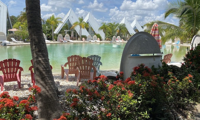 San Carlos Park Casa | Vacaciones de la pirámide en el suroeste de Florida