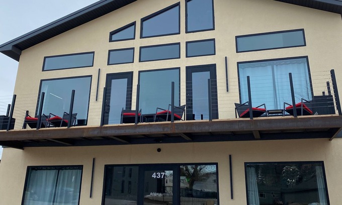 Spearfish Apartamento | Pyrite @ The Cobblestone