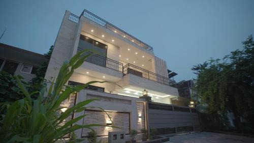 G-9 Sector Apartamento | Qayaam Lodges