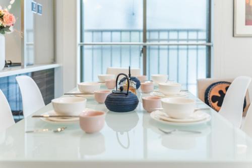 Nakakasai Apartamento | QiQi House Tokyo まるごと新築一軒家宿 Spacious New Home, 8 Guests, Easy Airport & Disney Access
