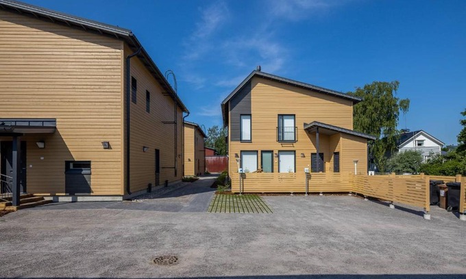 Aviapolis Apartamento | QnQ home stay - Private room in the shared detached house