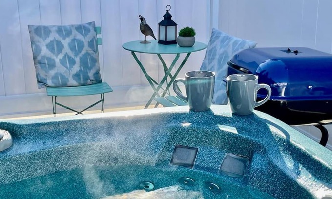 Ahwahnee Casa | Quail Suite HOT TUB BBQ Sleeps 2