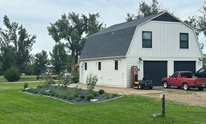 Pierre Apartamento | Quaint, all new loft apt. located in a quiet country setting, minutes from town.