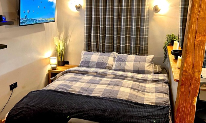 Bury Cabaña | Quaint and Cosy Cottage - Manchester