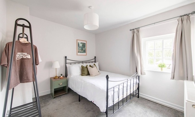 Newark Casa | Quaint and Inviting Home | City Centre Location