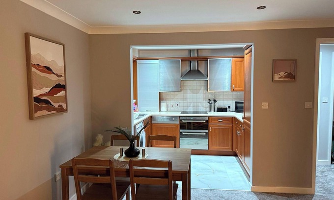 Bracknell Apartamento | Quaint Bracknell Apartment With Two Bedrooms