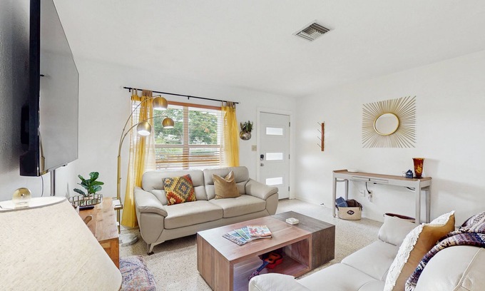 River District Casa | Quaint bungalow with unique swim spa w/hot tub, outdoor shower & enclosed yard