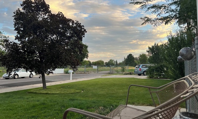 West Bountiful Casa | Quaint Cul-de-Sac Golf Course Getaway in West Bountiful