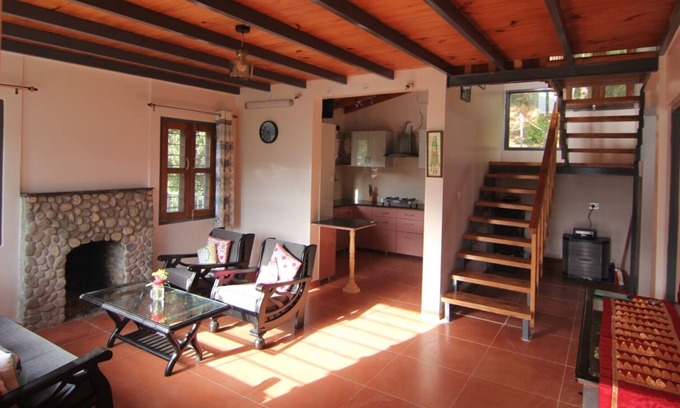 Kaul Cabaña | Quaint exclusive cottage in heart of a lush forest, beside a stream!!