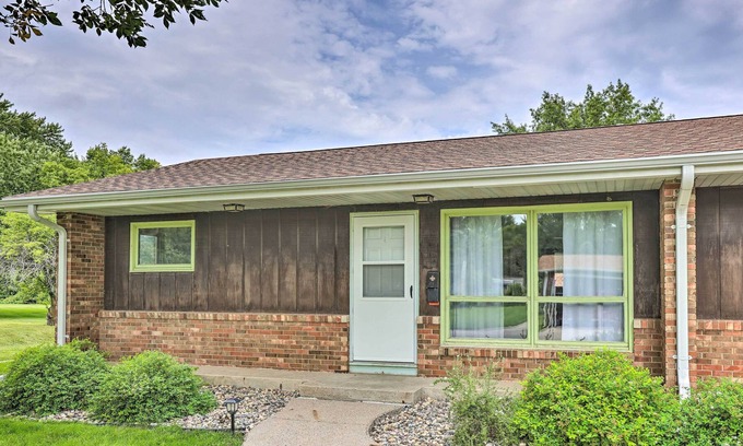Ida Grove Apartamento | Quaint Ida Grove Apartment Near Creek & Park!