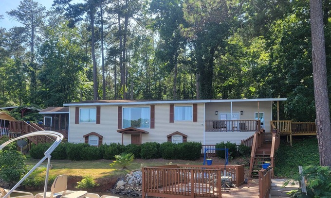 Jackson Apartamento | Quaint lakeside studio on Jackson Lake .