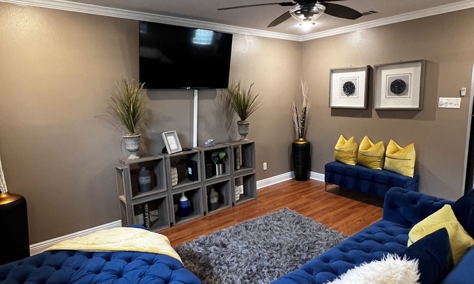 Saint Anthony Cabaña | Quaint New Orleans Cottage