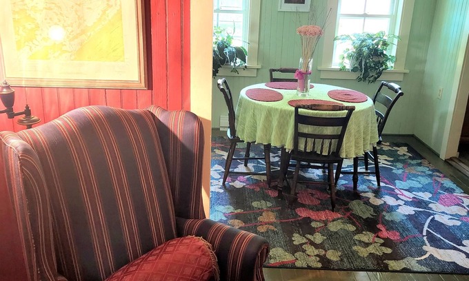 Saylorsburg Casa | Quaint Poconos Bungalow Near Wineries and Hiking LONG TERM ONLY