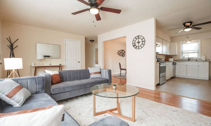 Martinsburg Casa | Quaint Rancher with Fully Fenced Back Yard.