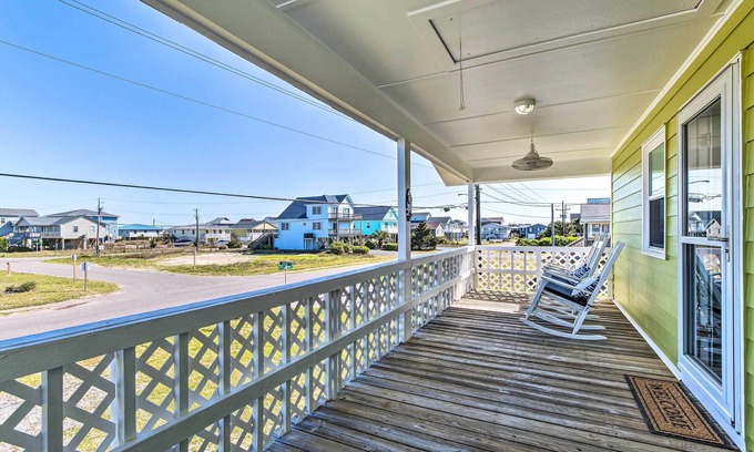 Topsail Beach Cabaña | Quaint 'sand Dollar Sandbar' - Walk to Beach!