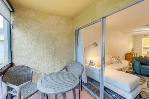 Gulf Gate Estates Apartamento | Quaint Sarasota Condo 4 Mi to Siesta Key Beach!