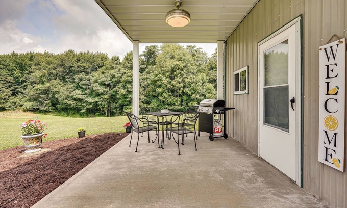 East Fultonham Apartamento | Quaint Somerset Getaway w/ Fire Pit!