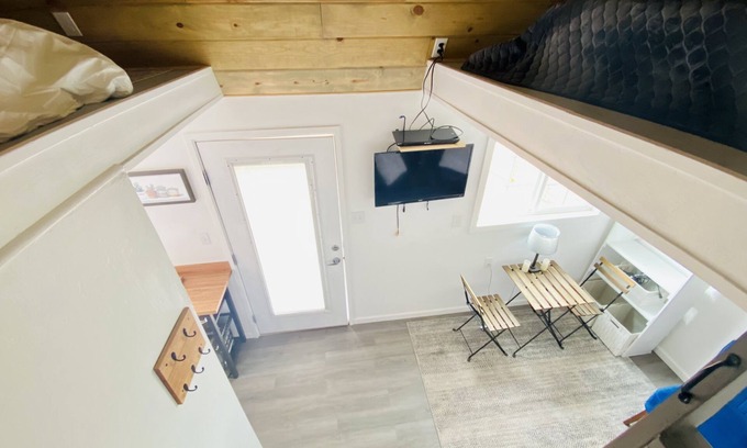 Taylor Casa | Quaint Tiny Home on Working Homestead-20 mins from Show Low!