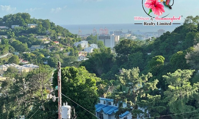 Port of Spain Villa | QUAINT VILLA OVERLOOKING LUSH MOUNTAIN TOP