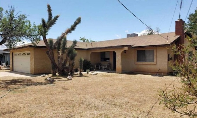Quartz Hill Casa | Quaint Vintage Ranch Style Home