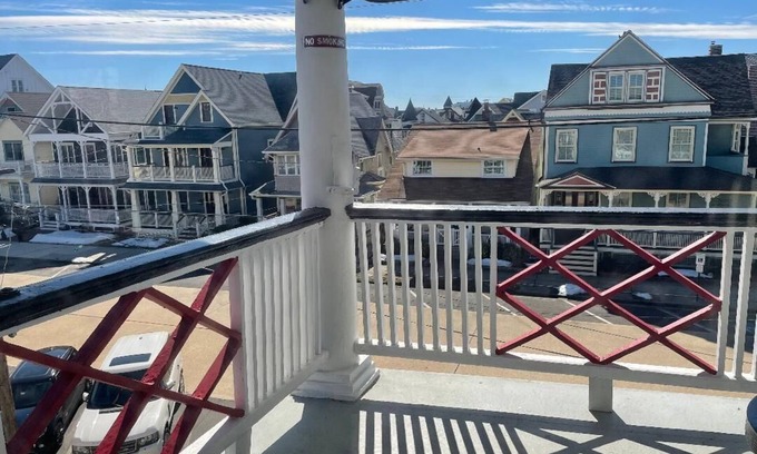 Ocean Grove Hotel | Quaker Inn