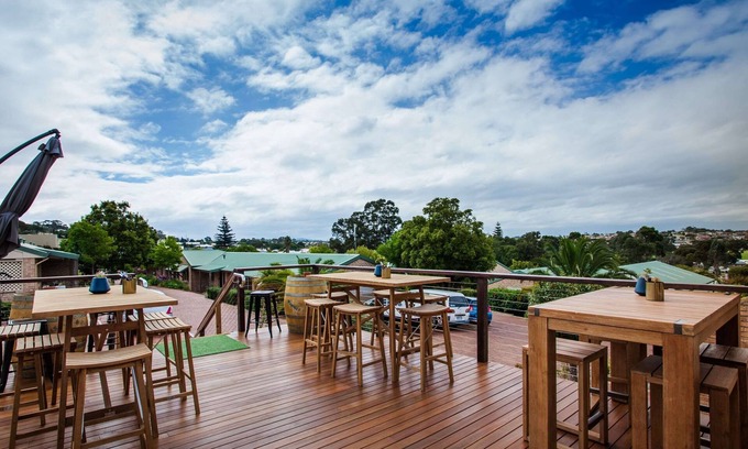 Centennial Park Hotel | Quality Apartments Banksia Albany