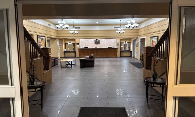 Greeley Hotel | Quality Inn and Conference Center Greeley Downtown