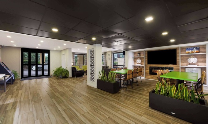 North Charleston Hotel | Quality Inn Coliseum