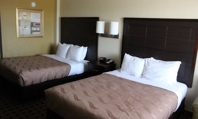 Conway Hotel | Quality Inn Conway - Greenbrier