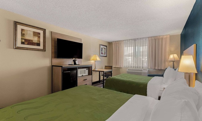 Brighton Hotel | Quality Inn Denver Northeast Brighton