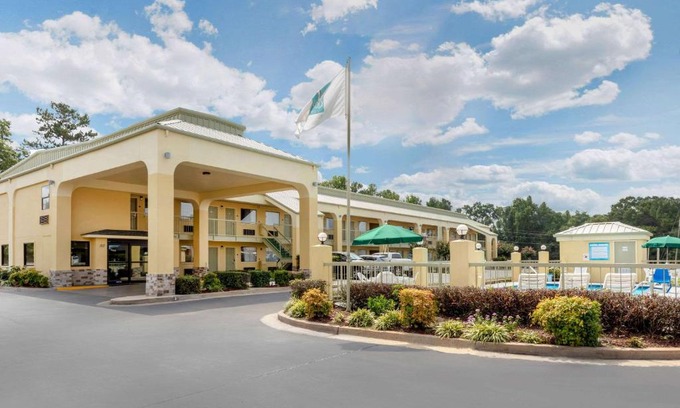 McComb Hotel | Quality Inn McComb