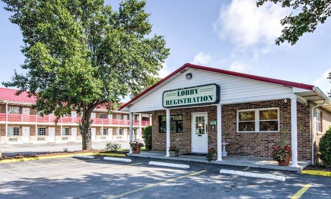 Fayetteville Hotel | Quality Inn New River