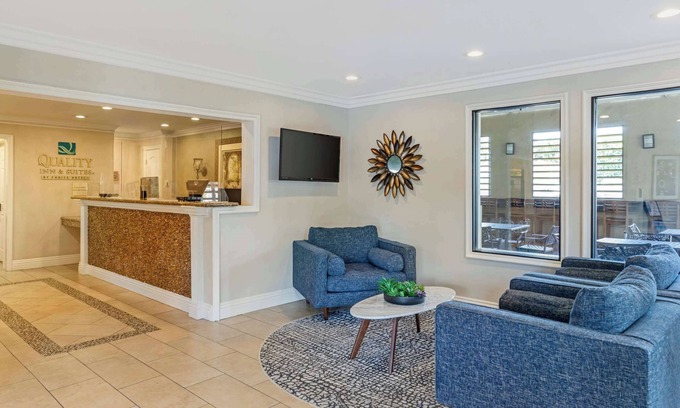 Southwest Anaheim Hotel | Quality Inn & Suites Anaheim Maingate